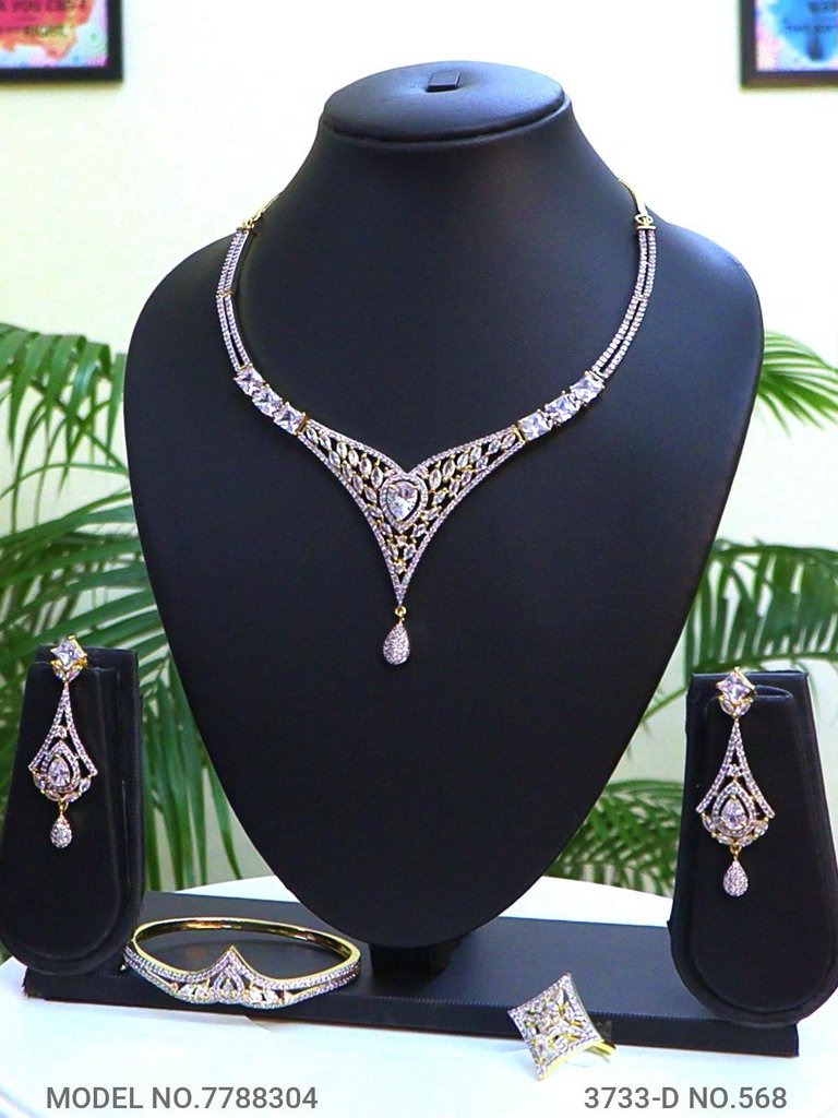 Make an Impression that lasts forever - Style 5 - Amaara World