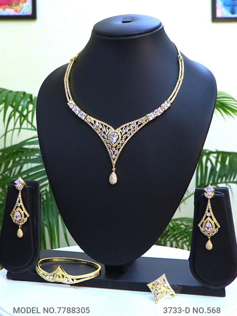 Make an Impression that lasts forever - Style 6 - Amaara World