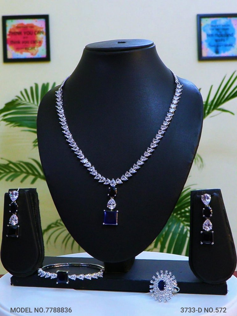 Wholesale Traditional Necklace Set - Style 2 - Amaara World