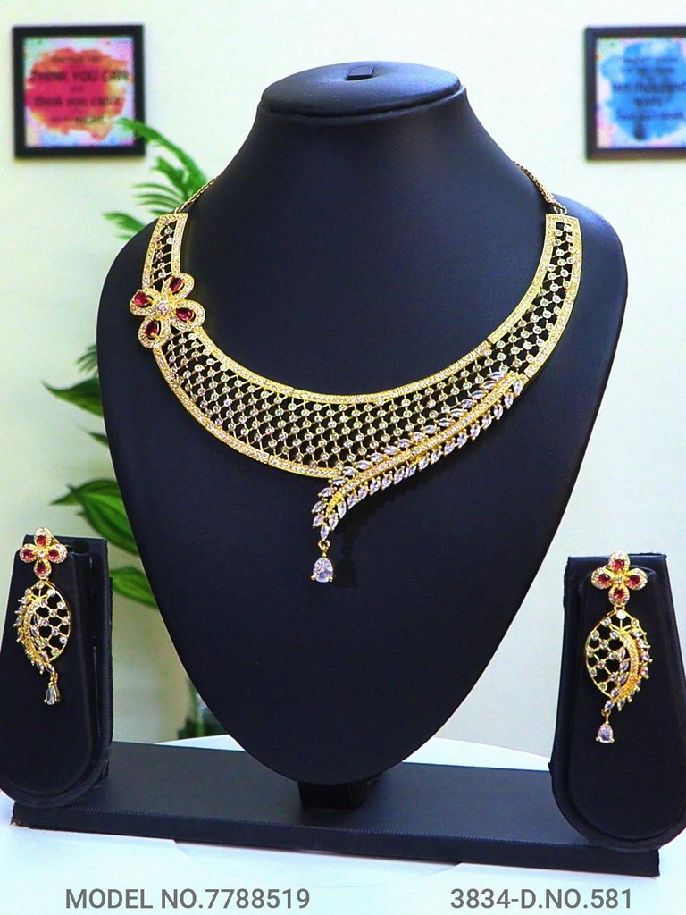 Handcrafted with Love and Passion - Style 2 - Amaara World