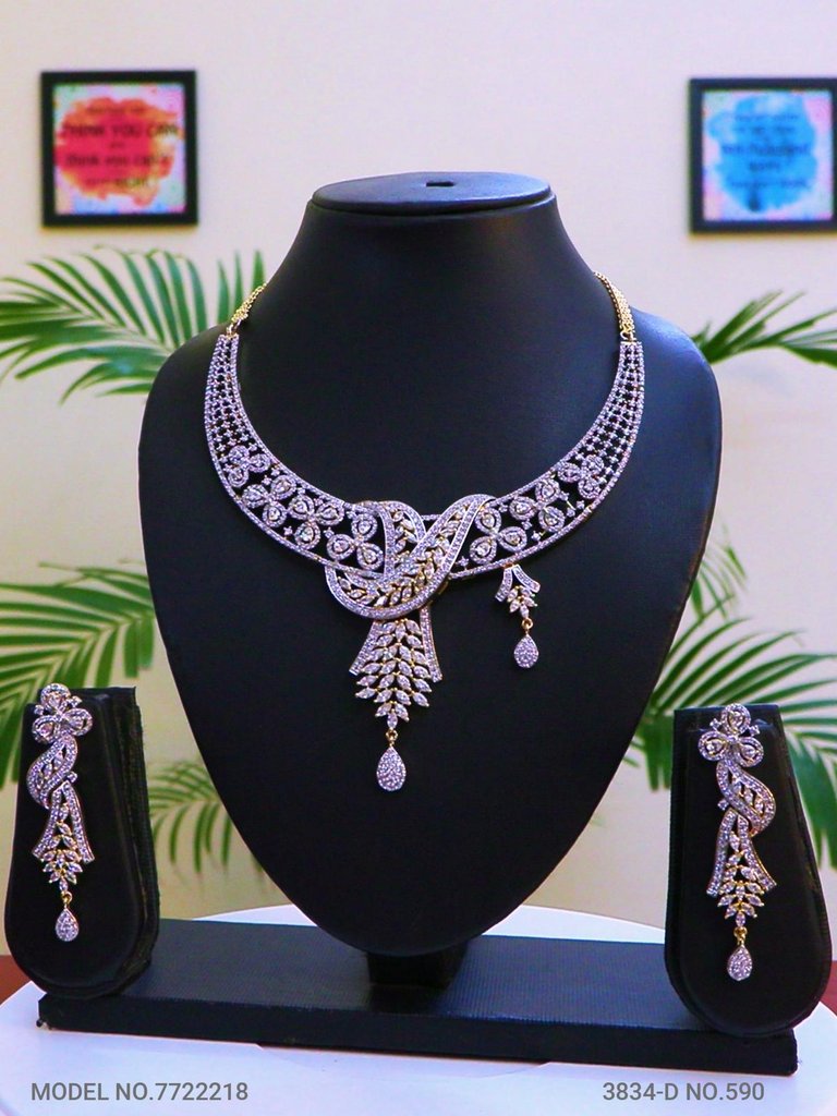 Traditional yet Trendy Design | Ideal for your Parties ! - Style 2 - Amaara World