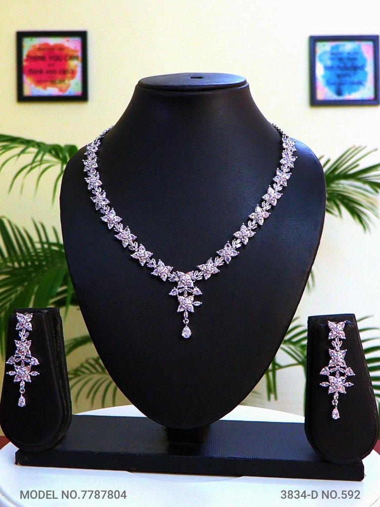 Traditional American Diamond Set - Amaara World USA - SKU 7787804