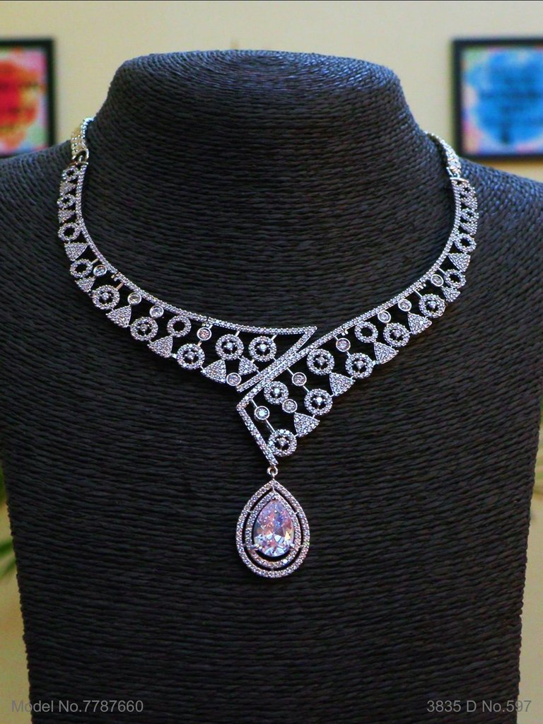 Necklace Designed by Passionate Craftsmen ! - View 2 - Amaara World