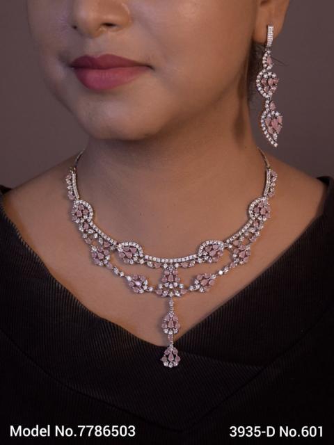 Traditional is not Boring! Proved.. - Collar Necklace - Amaara World - SKU 7786503