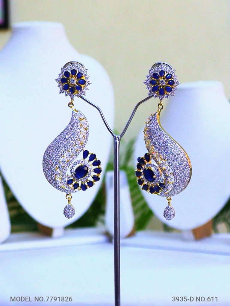 Necklace Designed by Passionate Craftsmen ! - View 3 - Amaara World