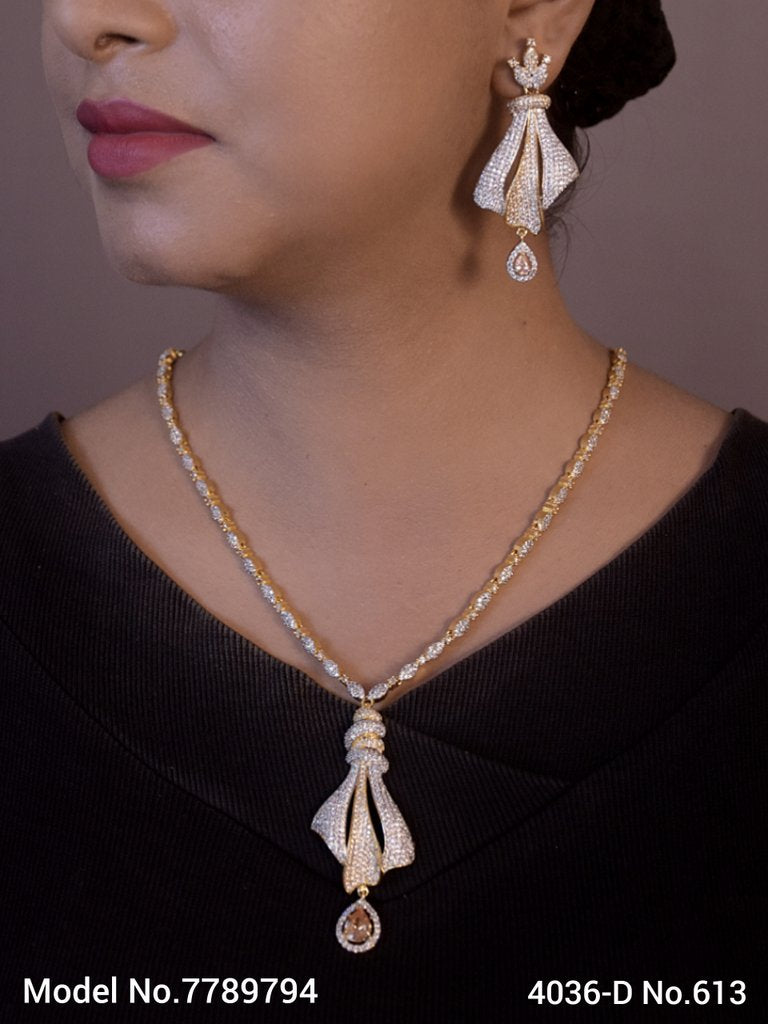 Meet Tradition...meet Perfection ! - Style 2 - Amaara World
