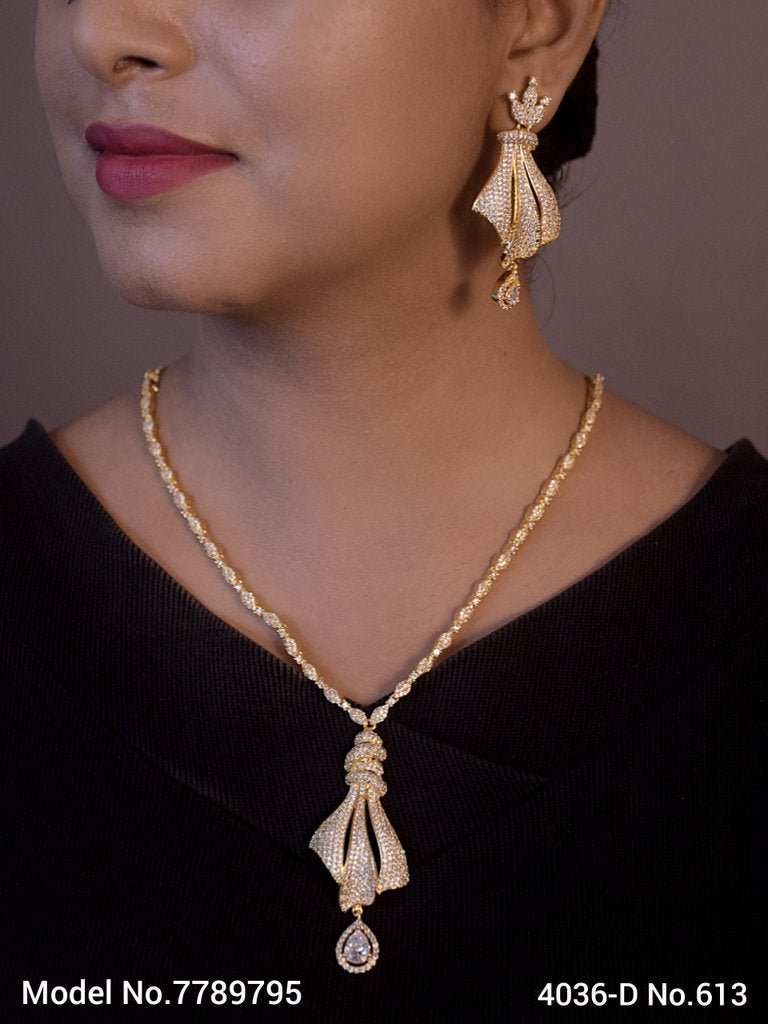 Meet Tradition...meet Perfection ! - Style 3 - Amaara World