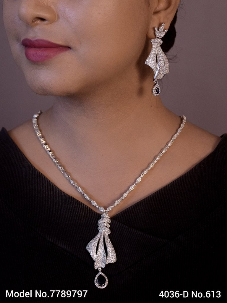 Meet Tradition...meet Perfection ! - Style 5 - Amaara World