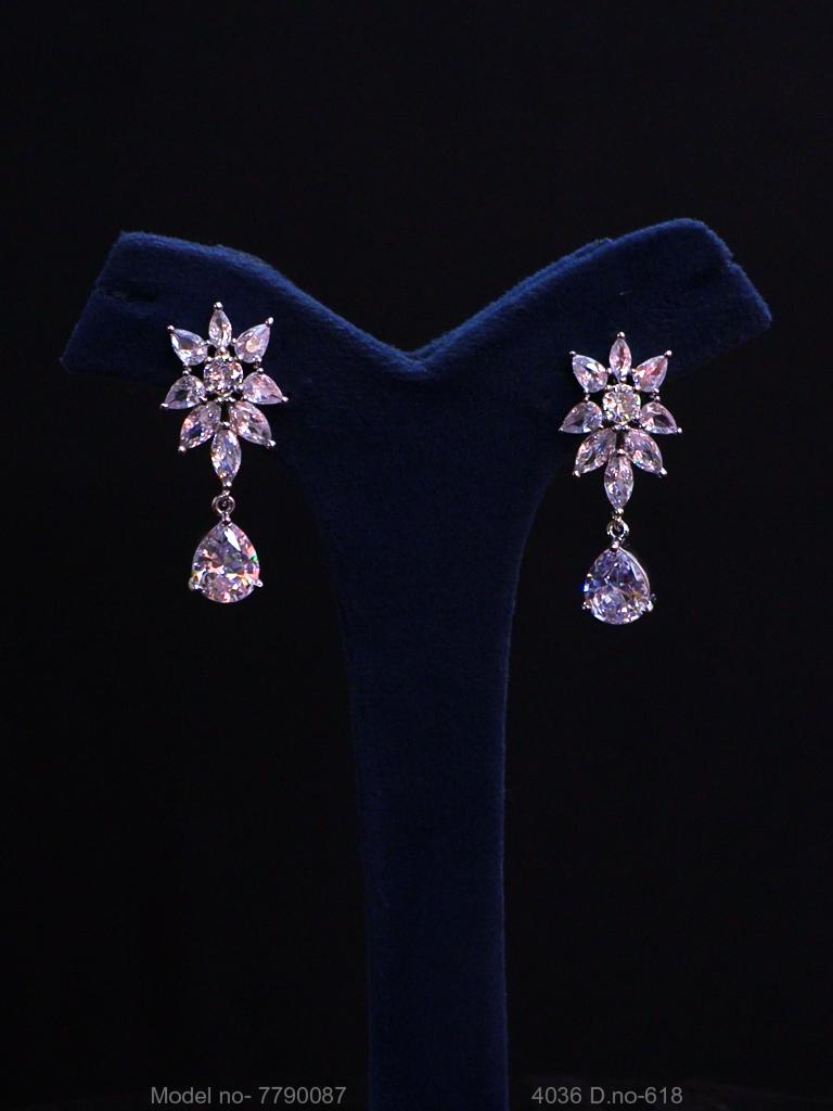 Wedding Gifts for Wedding Parties - View 3 - Amaara World
