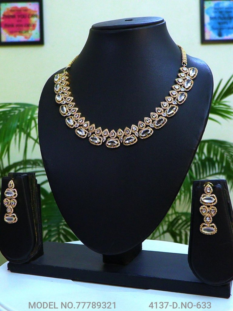 Let your Personality reflect Art - Style 2 - Amaara World