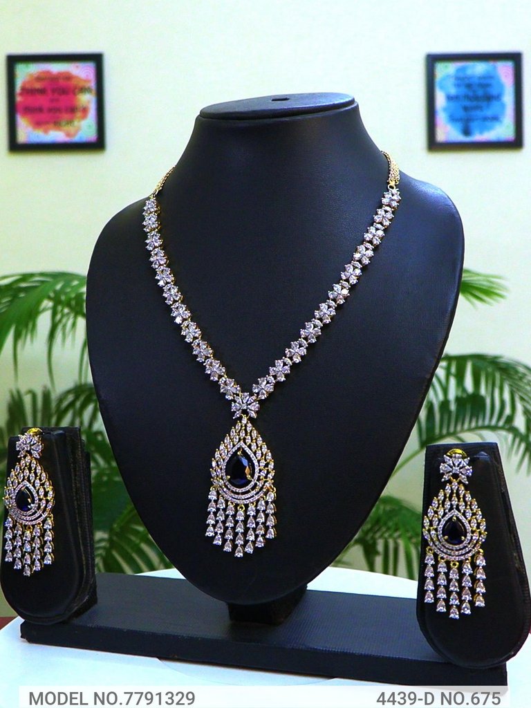Traditional Design | American Diamond Jewelry Set - Style 1 - Amaara World