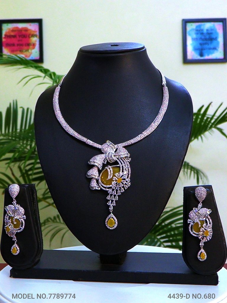 Wedding Jewelry for Trendy Women - Style 2 - Amaara World