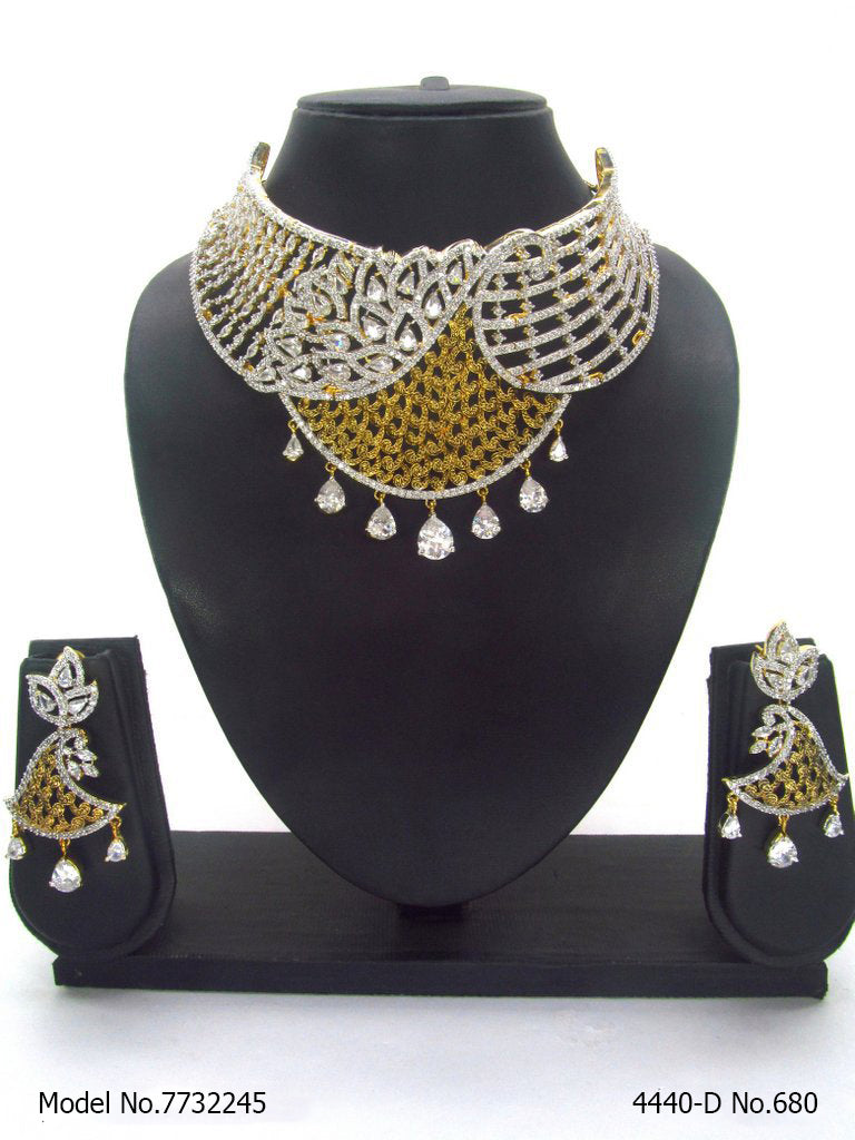 Artificial Diamond Jewelry Set for Brides - View 3