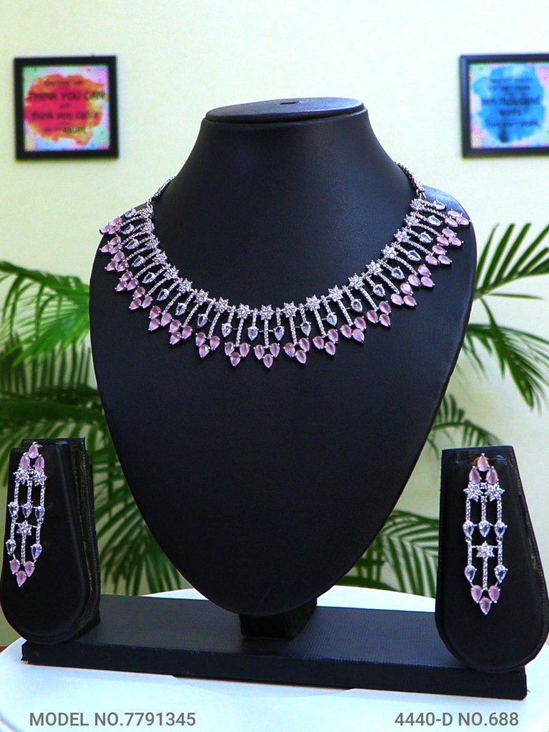 Traditional Pattern will always Stay - Style 4 - Amaara World