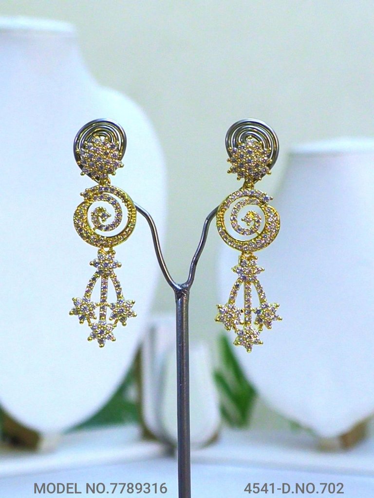 Imitation Artificial Diamond Jewelry - View 3 - Amaara World
