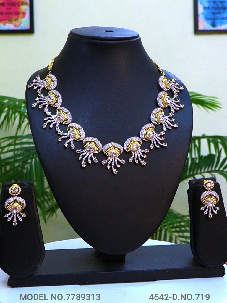 Original Zircon Necklace Set - Style 2 - Amaara World