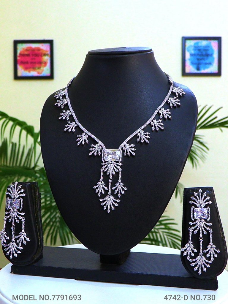 Original Zircon Necklace Set - Style 1 - Amaara World