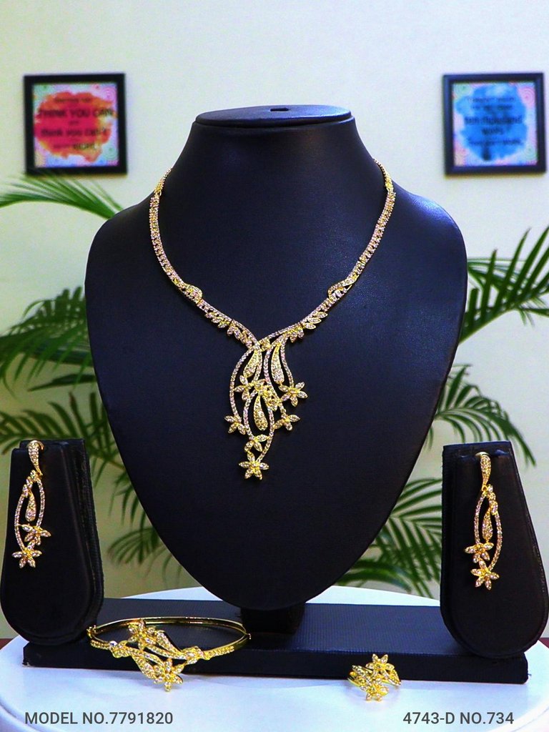 Crafted with Passion, in India - Style 2 - Amaara World