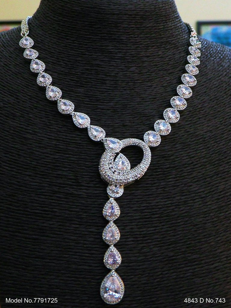 Traditional Necklaces in Trend - View 2 - Amaara World