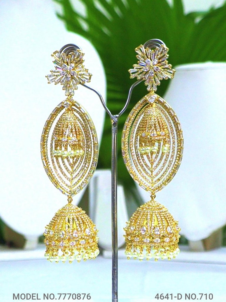 Rare Showstopper Earring Design - Style 3 - Amaara World