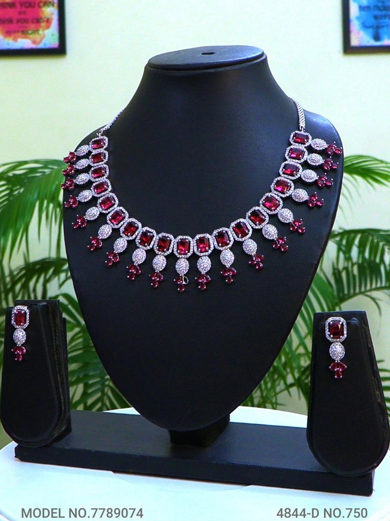 Indian Craftsmanship at its Best ! - Style 2 - Amaara World
