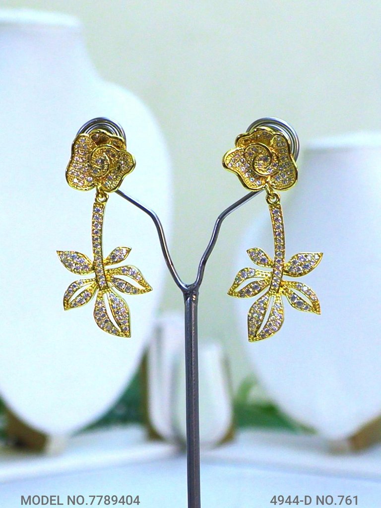 Gift Necklace Set in CZ - View 3 - Amaara World