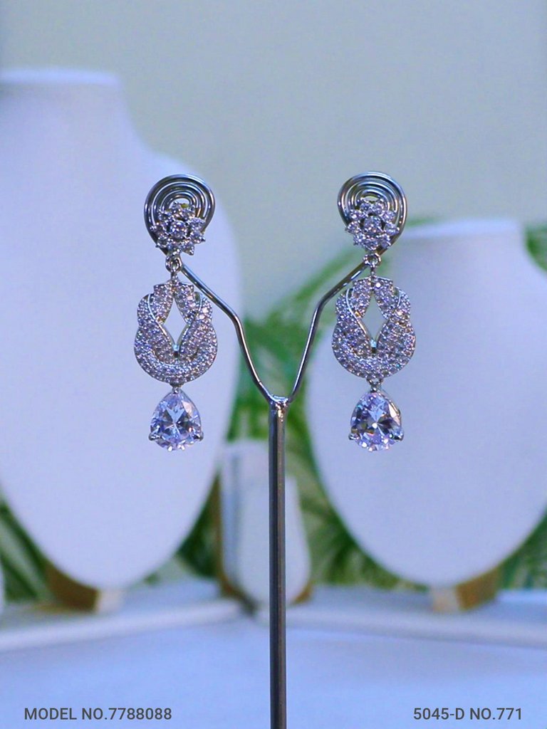 Traditional Design | American Diamond Jewelry Set - View 3