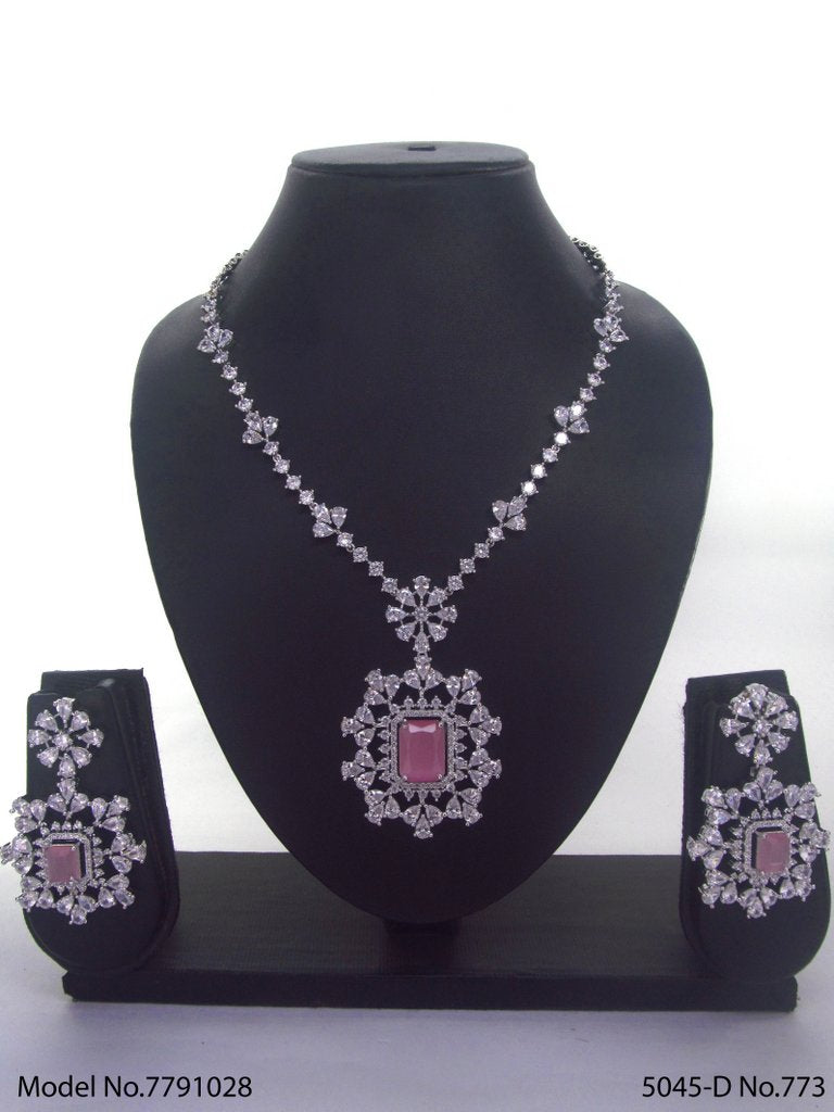 Ideal Gift for Traditional Ladies - Amaara World USA - SKU 7791028