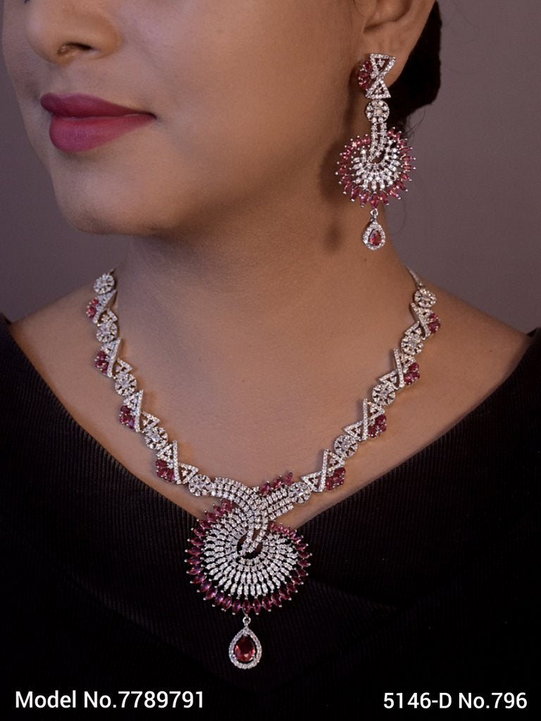 Statement Necklaces in Trend - Style 6 - Amaara World