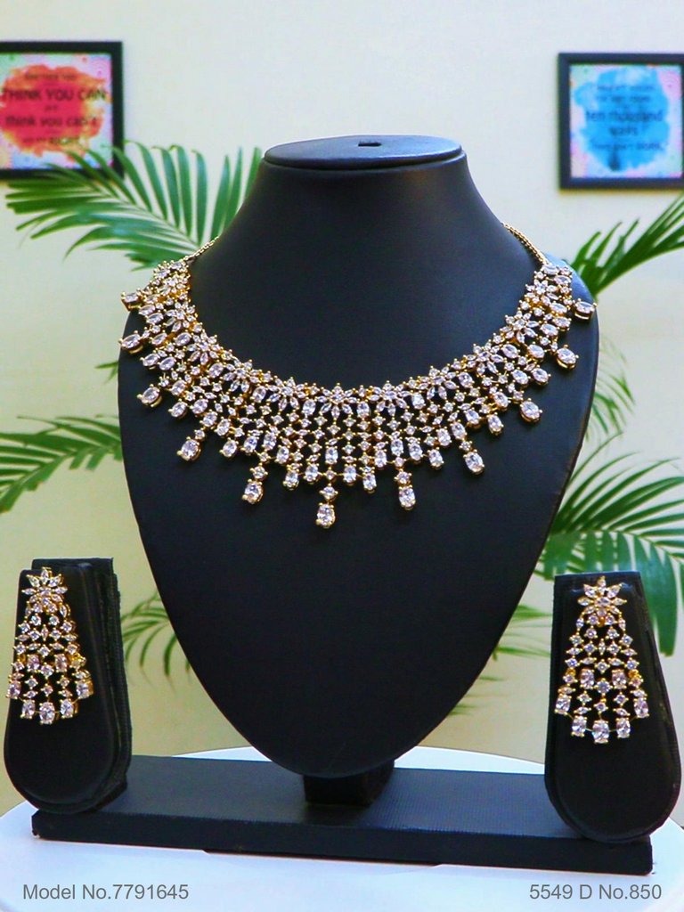 Traditional Zirconia Jewelry Set for Classy Women - Style 5 - Amaara World