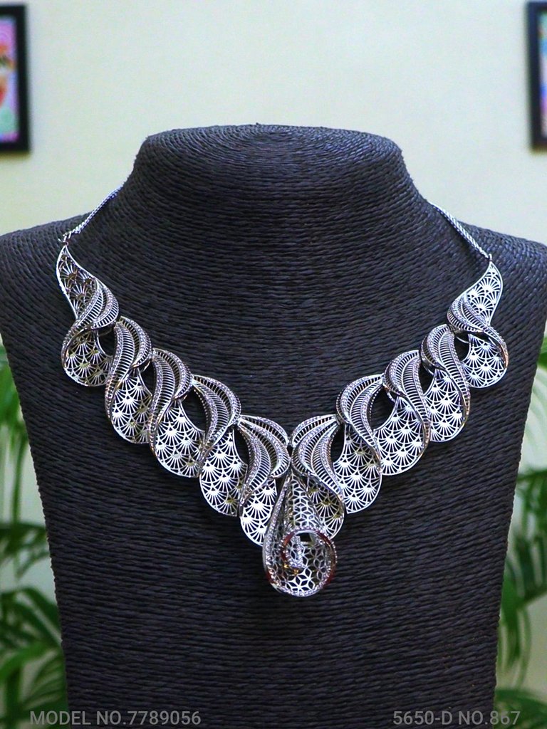 Trendy Traditional Necklace Set | Ideal Birthday Gift - View 2 - Amaara World