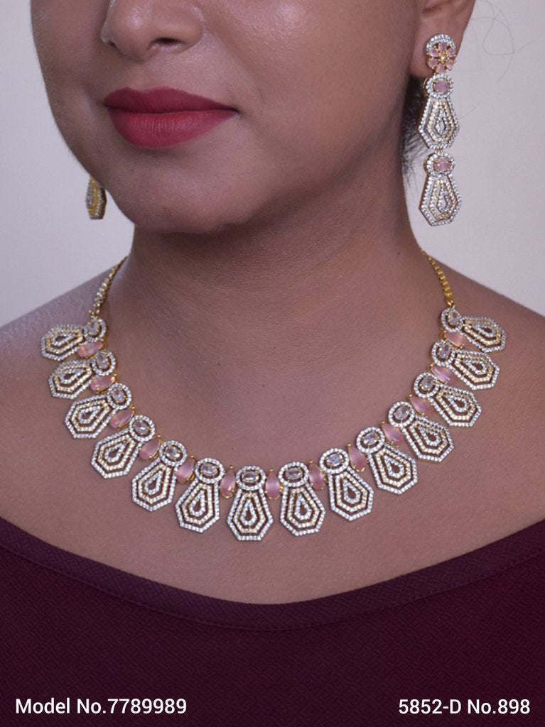 Indian Craftsmanship at its Best ! - Style 3 - Amaara World