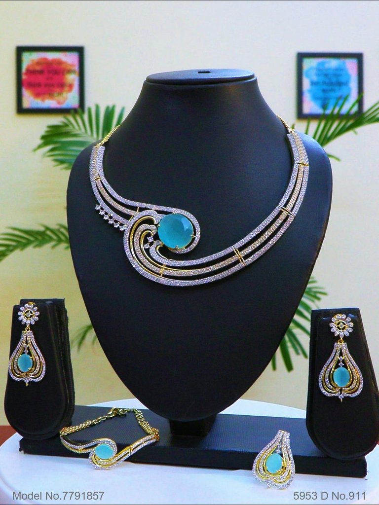 The best Gift for a Woman ! Jewelry - Style 5 - Amaara World