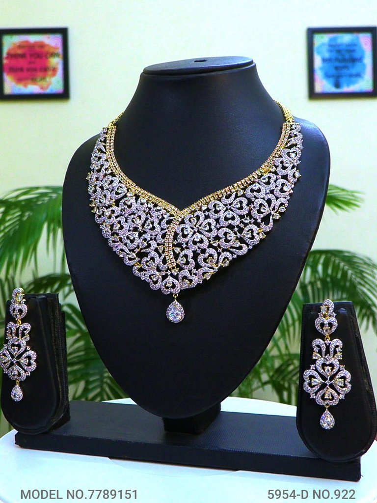 The best Gift for a Woman ! Jewelry - Style 5 - Amaara World