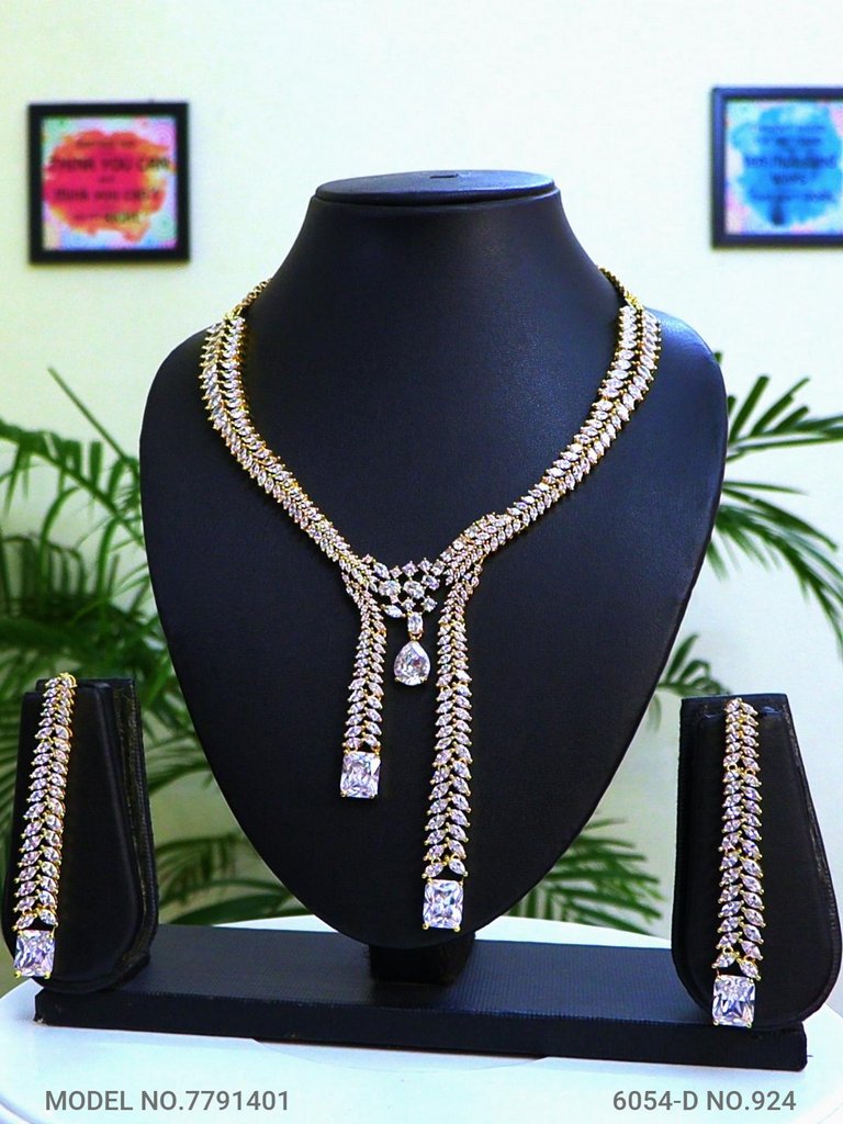 Original Cz Traditional Necklace - Style 2 - Amaara World