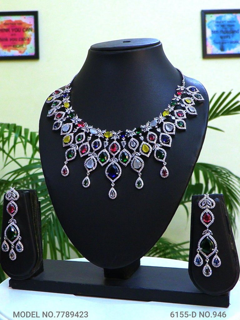Bridesmaid Necklace Set for Traditional Weddings - Style 2 - Amaara World