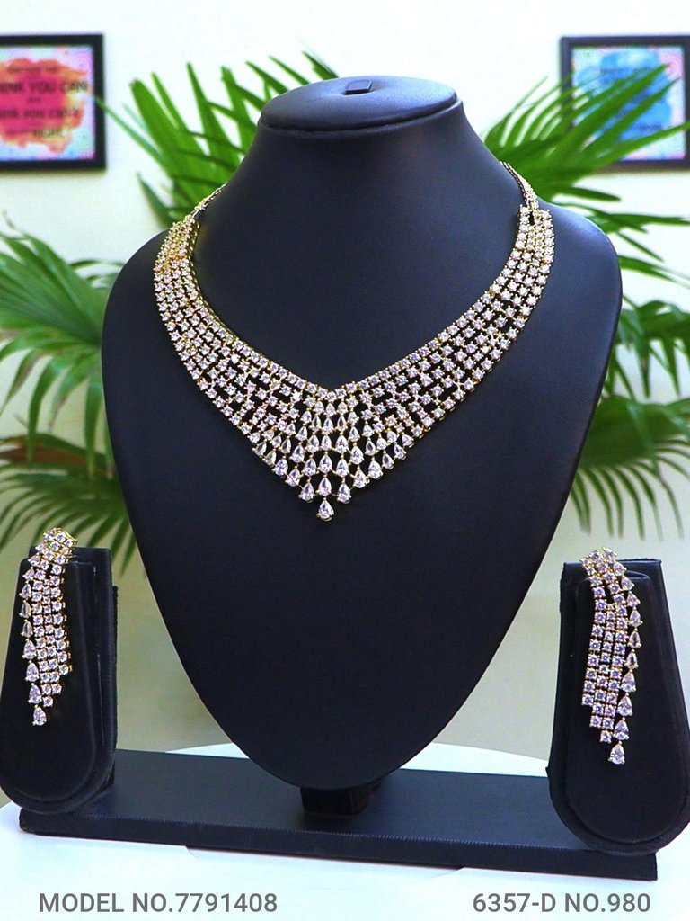 A womans Best friend is here ! - Style 4 - Amaara World