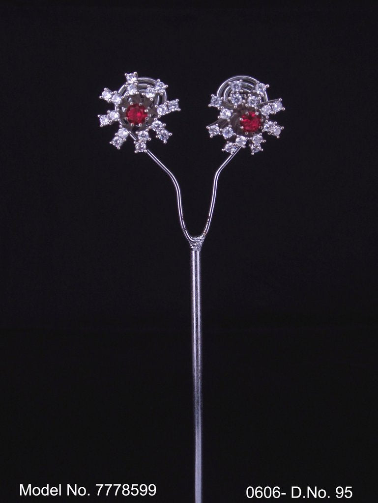 Statement CZ studs