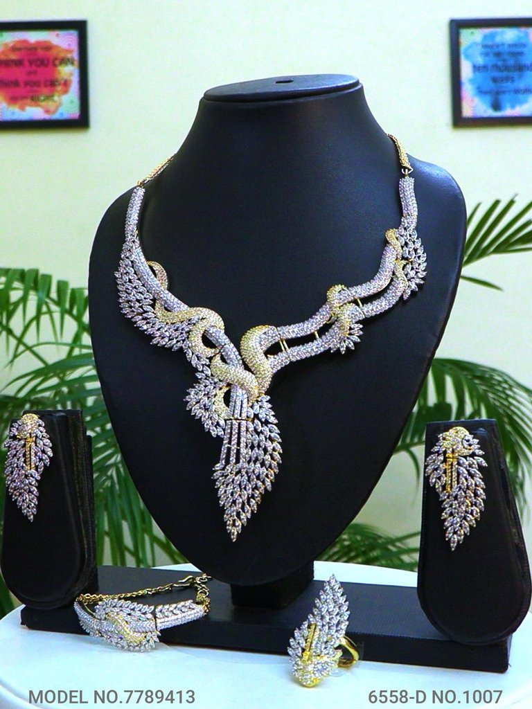 Traditional American Diamond Set - Amaara World USA - SKU 7789413