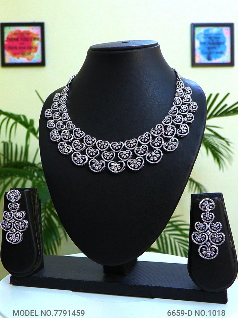 Original Cz Traditional Necklace - Style 1 - Amaara World