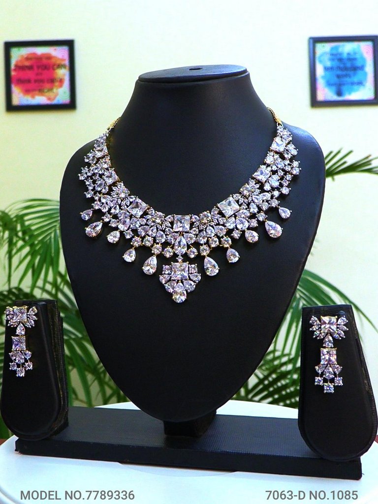 Handcrafted with Love and Passion - Amaara World USA - SKU 7789336