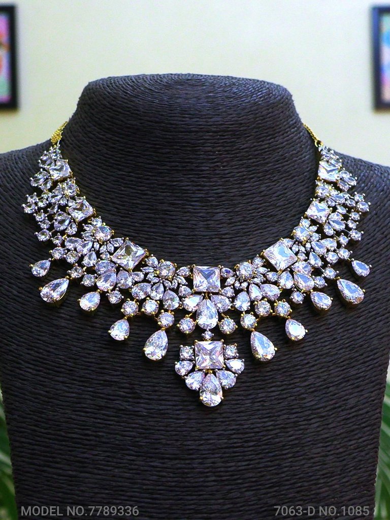 Handcrafted with Love and Passion - View 2 - Amaara World