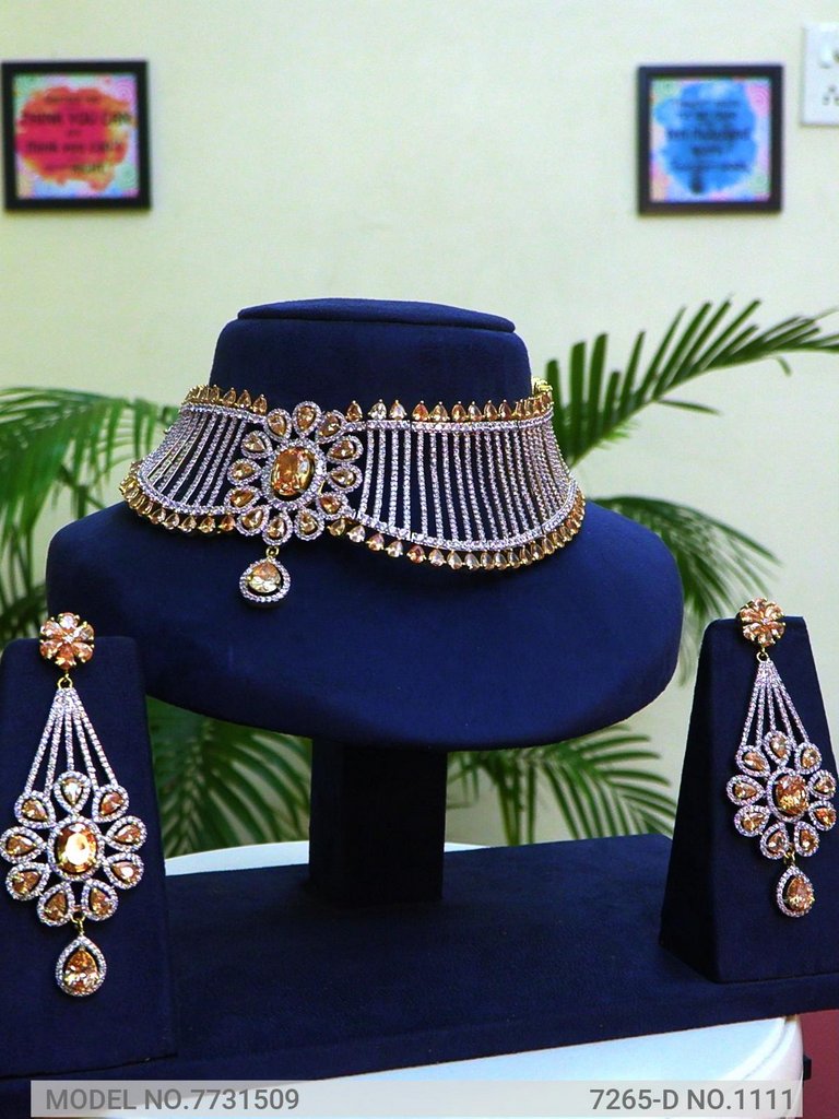 Choker Necklace Set for Weddings - 7731508 - Color variant