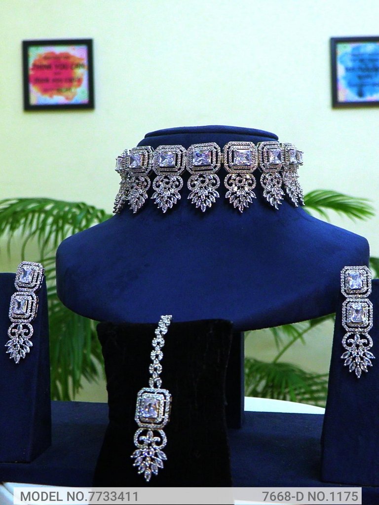 Award winning design | Partywear - 7733411 - View 1