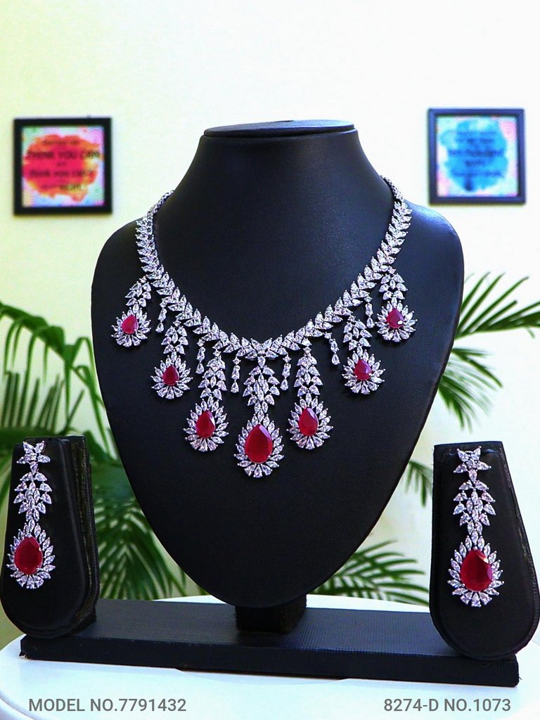 Traditional American Diamond Set - Style 2 - Amaara World