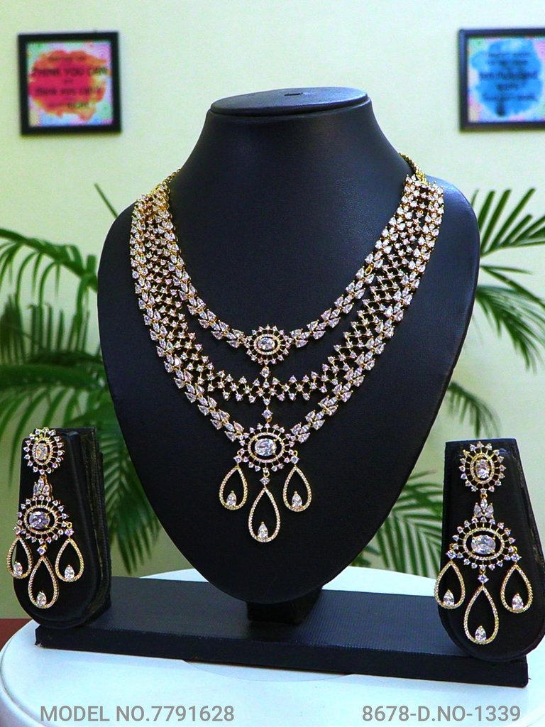 Traditional Pattern will always Stay - Style 6 - Amaara World