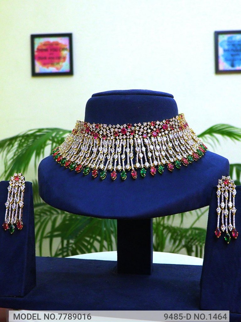 Jewelry straight from Craftsmen - 7789016 - View 1