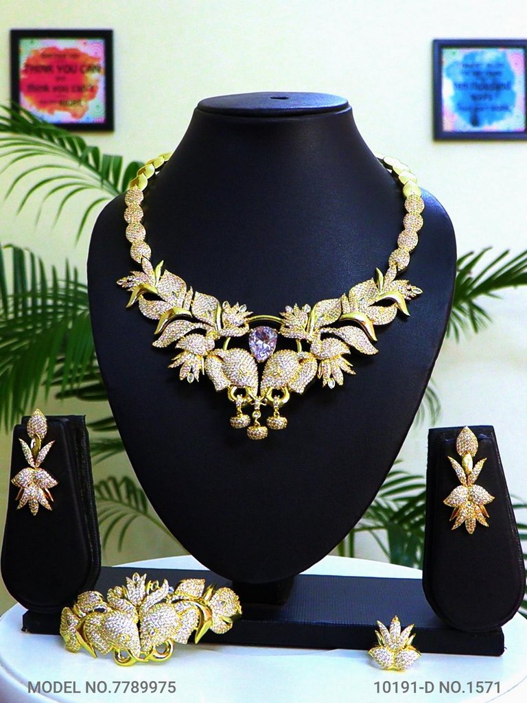 Traditional yet Trendy Design | Ideal for your Parties ! - Style 2 - Amaara World