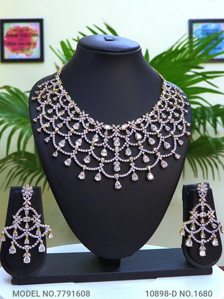 Original Zircon Necklace Set - Style 2 - Amaara World