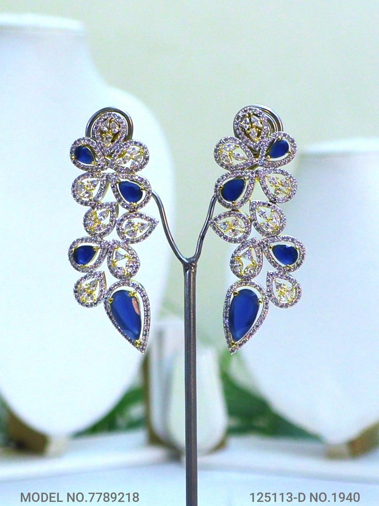Bridesmaid Necklace Set for Traditional Weddings - View 3 - Amaara World